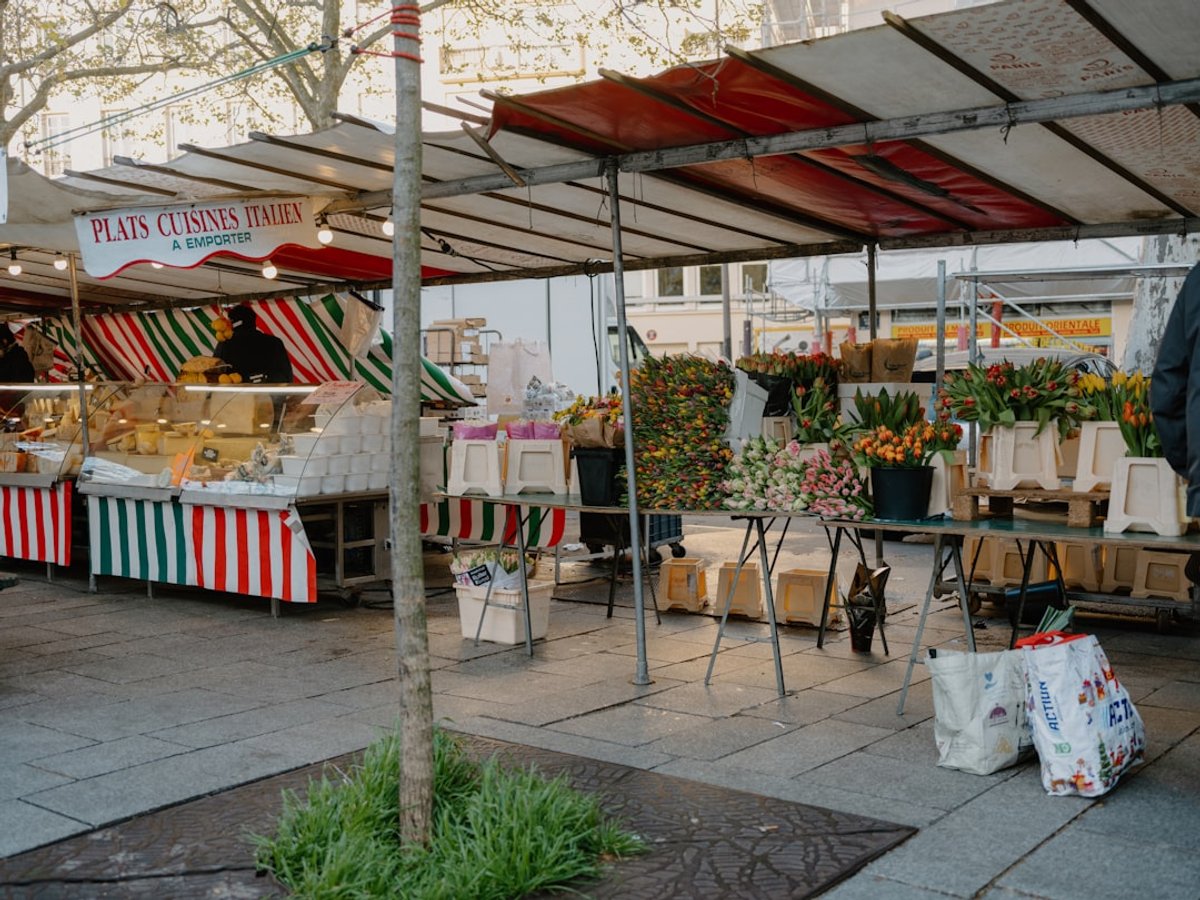 Pop-up food stand at a local market event